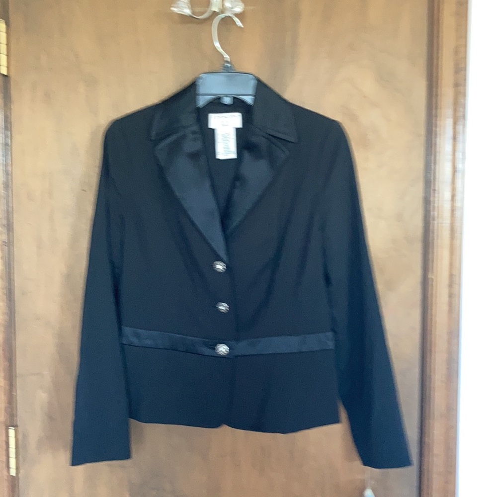 Vintage nwt office or night out neutral jacket w satin like details - Picture 4 of 17
